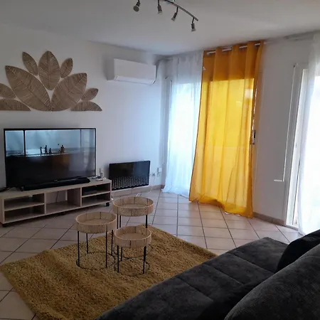 Apartament Chez Tantely *